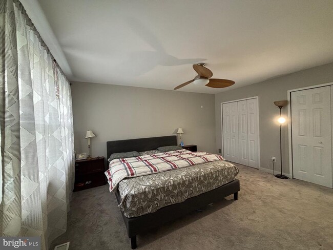 Building Photo - 208 Burnam Wood Dr