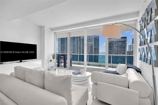 Building Photo - 200 Biscayne Boulevard Way