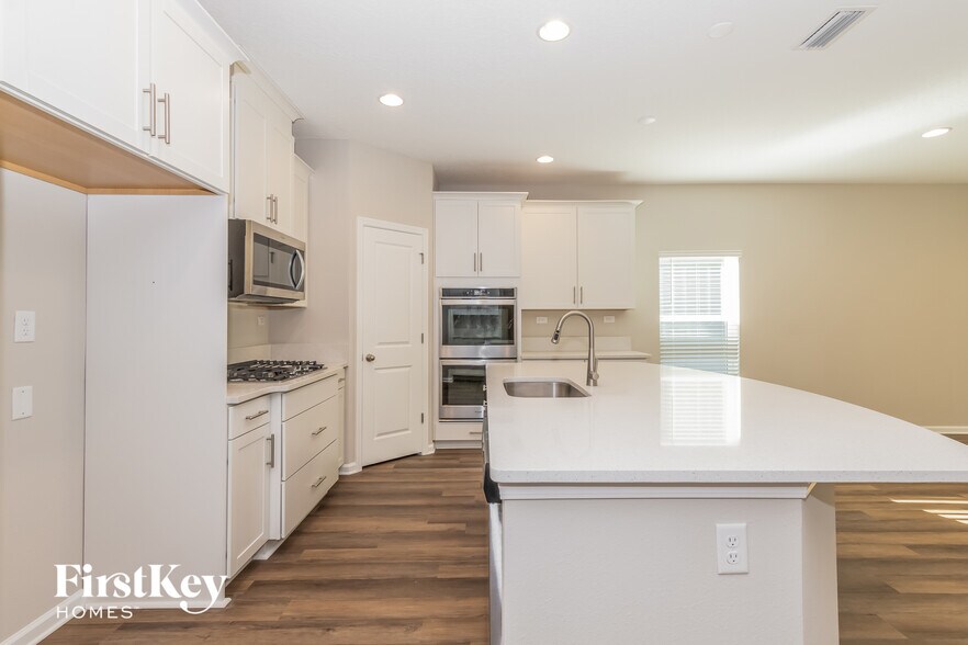 Building Photo - 2873 Copperwood Ave