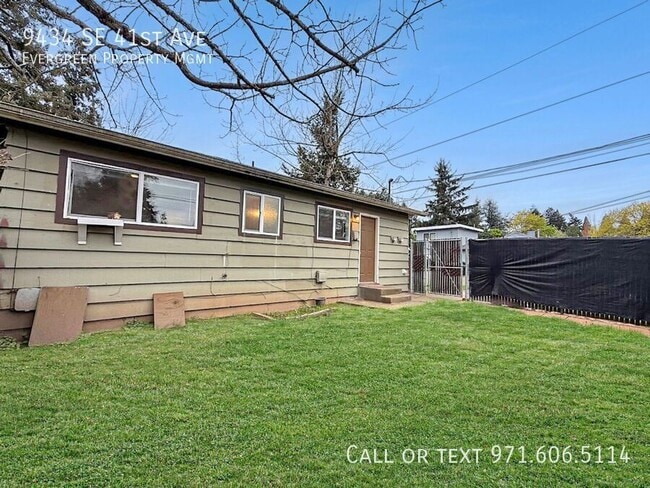 Building Photo - 9434 SE 41st Ave
