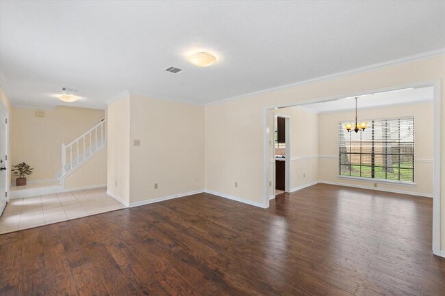 Building Photo - 3807 Forest Village Dr