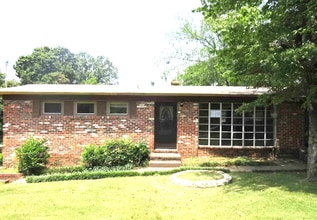 Building Photo - 836 Glen Ridge Dr