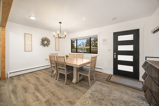 Building Photo - 420 N 6th Ave