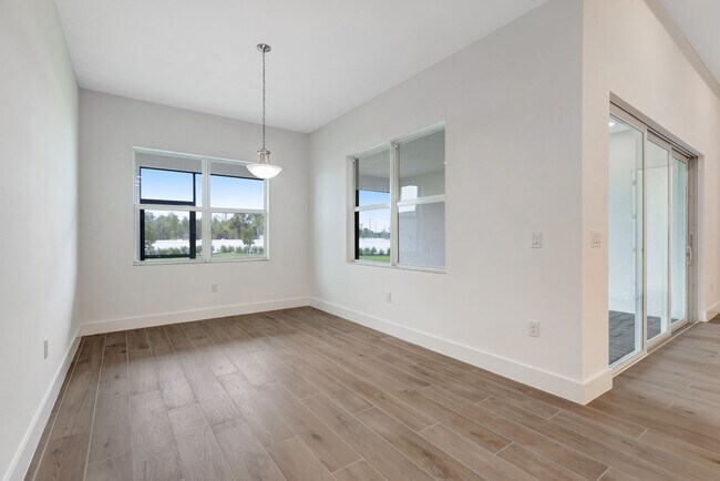 Building Photo - ** SEVEN SHORES ** 3+DEN / 2.5 BATH - BRAND NEW HOME! - LUXURY AMENTITES - PET OK - ANNUAL RENTAL