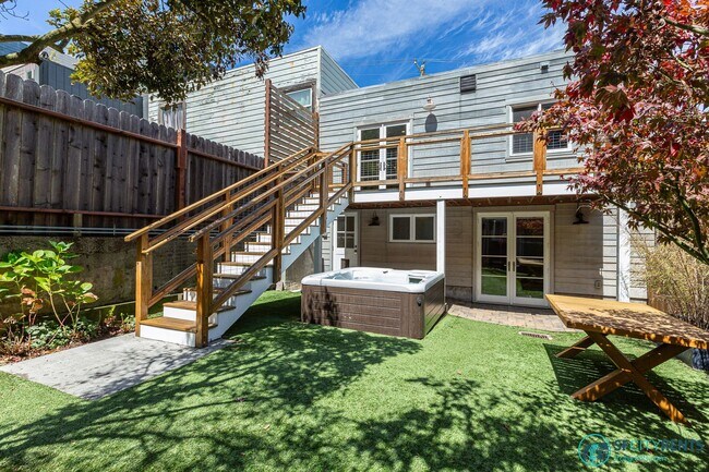 Building Photo - 4715 25th St