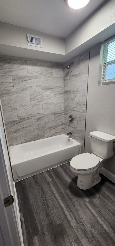 Building Photo - 6914 Gonzales St