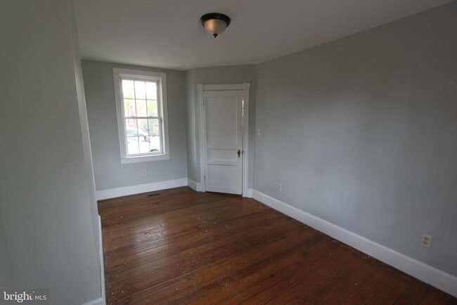 Building Photo - 5744 Charles Town Rd