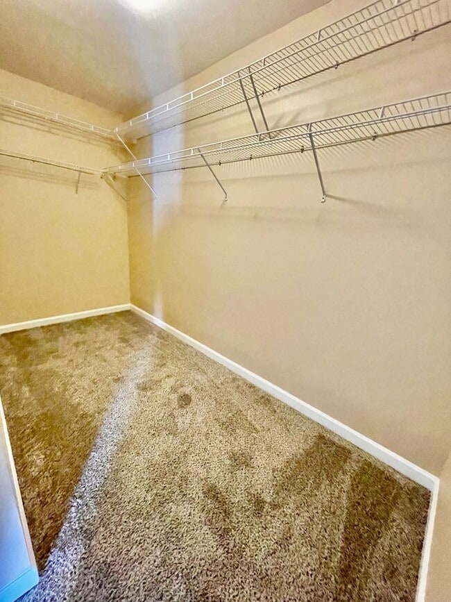 Building Photo - 5308 Jocelyn Ln