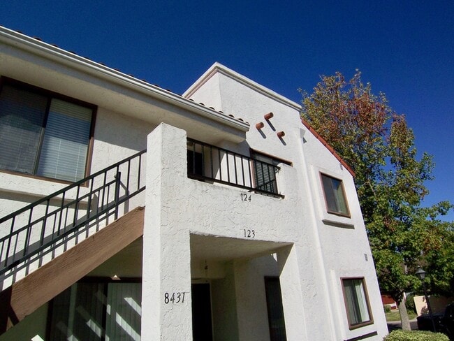 Building Photo - Delightful Upper Unit Mira Mesa Condo Loca...