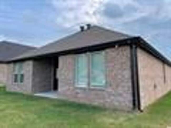 Building Photo - 503 Cain Trl