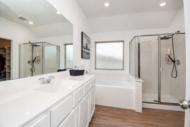 Building Photo - 26622 Bluestem Valley Ln