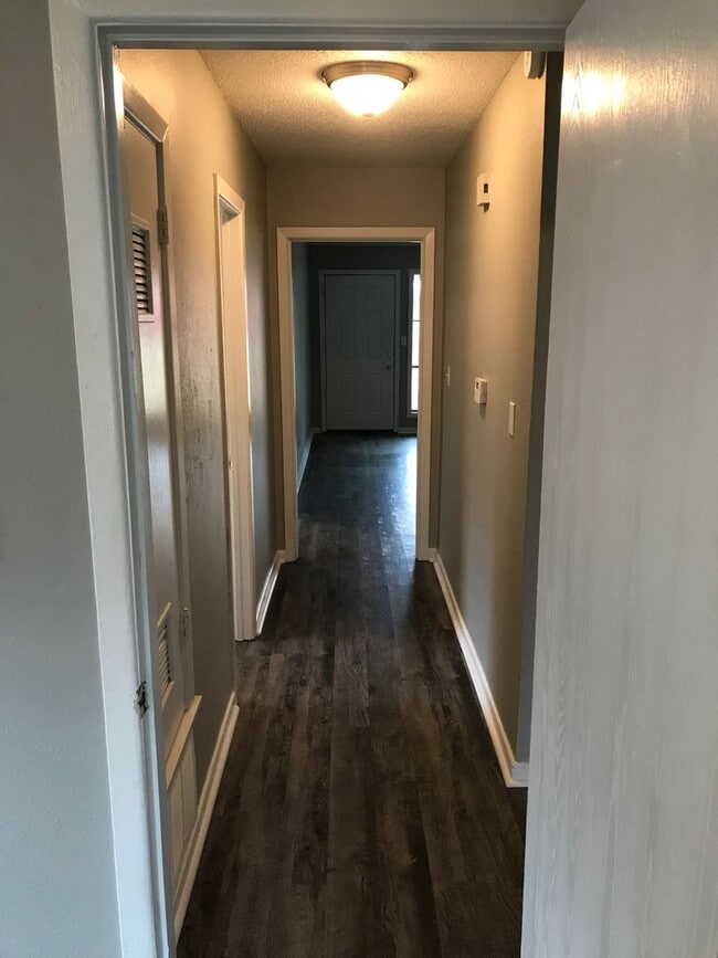 Building Photo - Available Now For Rent
