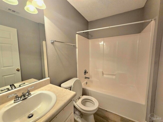 Building Photo - 6718 Fort Deposit Dr