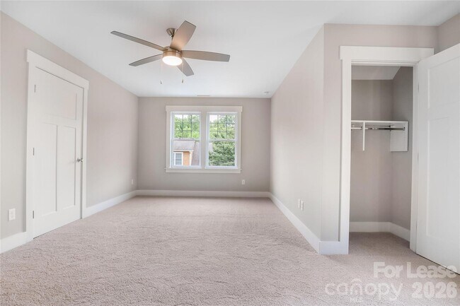 Building Photo - 48 Creekside View Dr