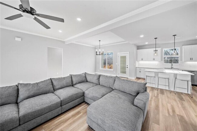 Building Photo - 3 Ceres Cir