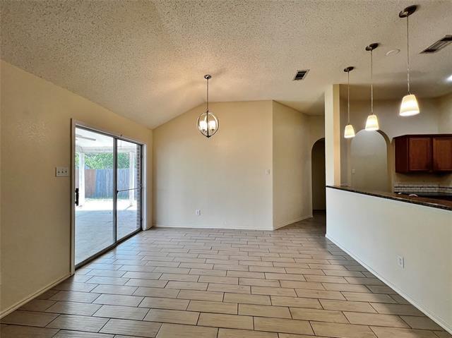 Building Photo - 609 Blueberry Hill Ln