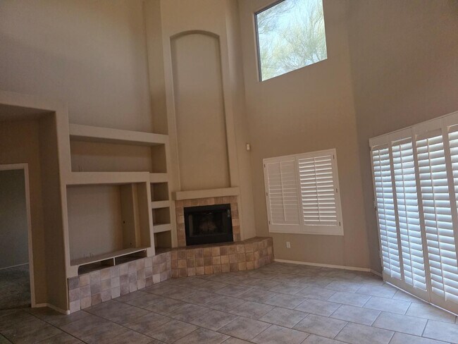 Building Photo - 16450 E Ave of the Fountains