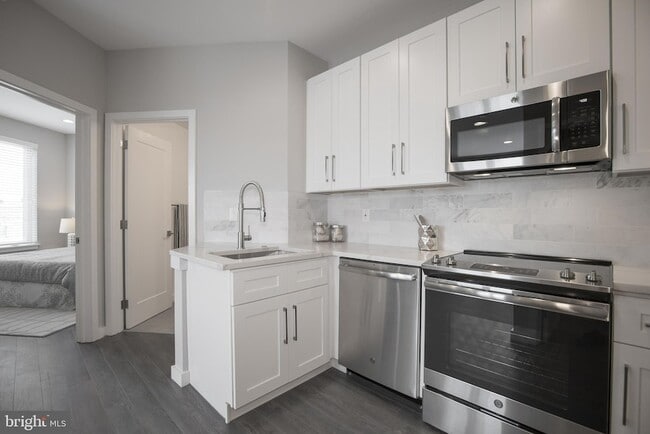 Building Photo - 1508 Ridge Ave