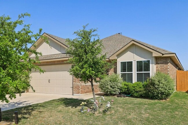 Building Photo - 108 Bright Star Ln