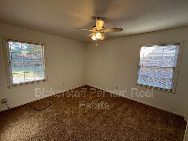Building Photo - 4255 Carlene Dr