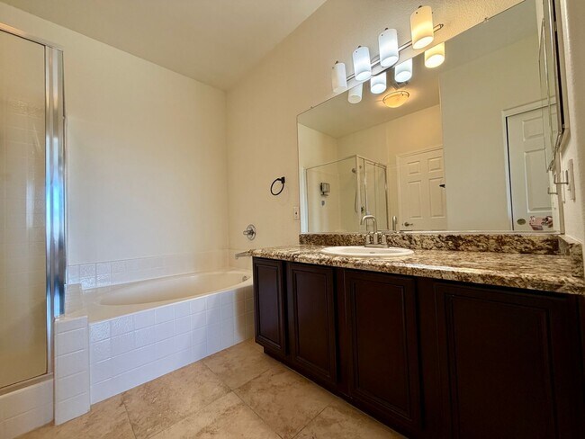 Building Photo - Summerlin’s Finest
