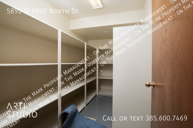 Building Photo - $1,000 Off 1st Month's Rent - Highland