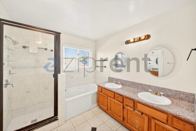 Building Photo - 6637 Alberta Pl