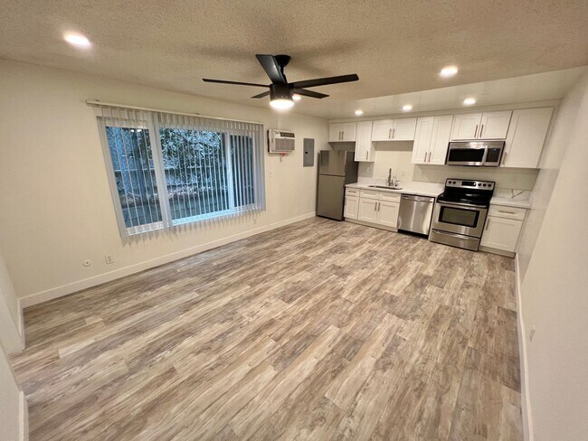 Interior Photo - Woodbine Street Luxury Apartments