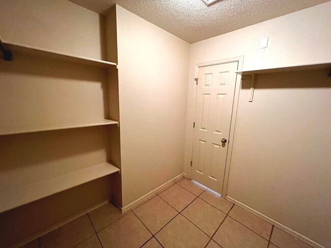 Building Photo - 10183 Dijon Pl