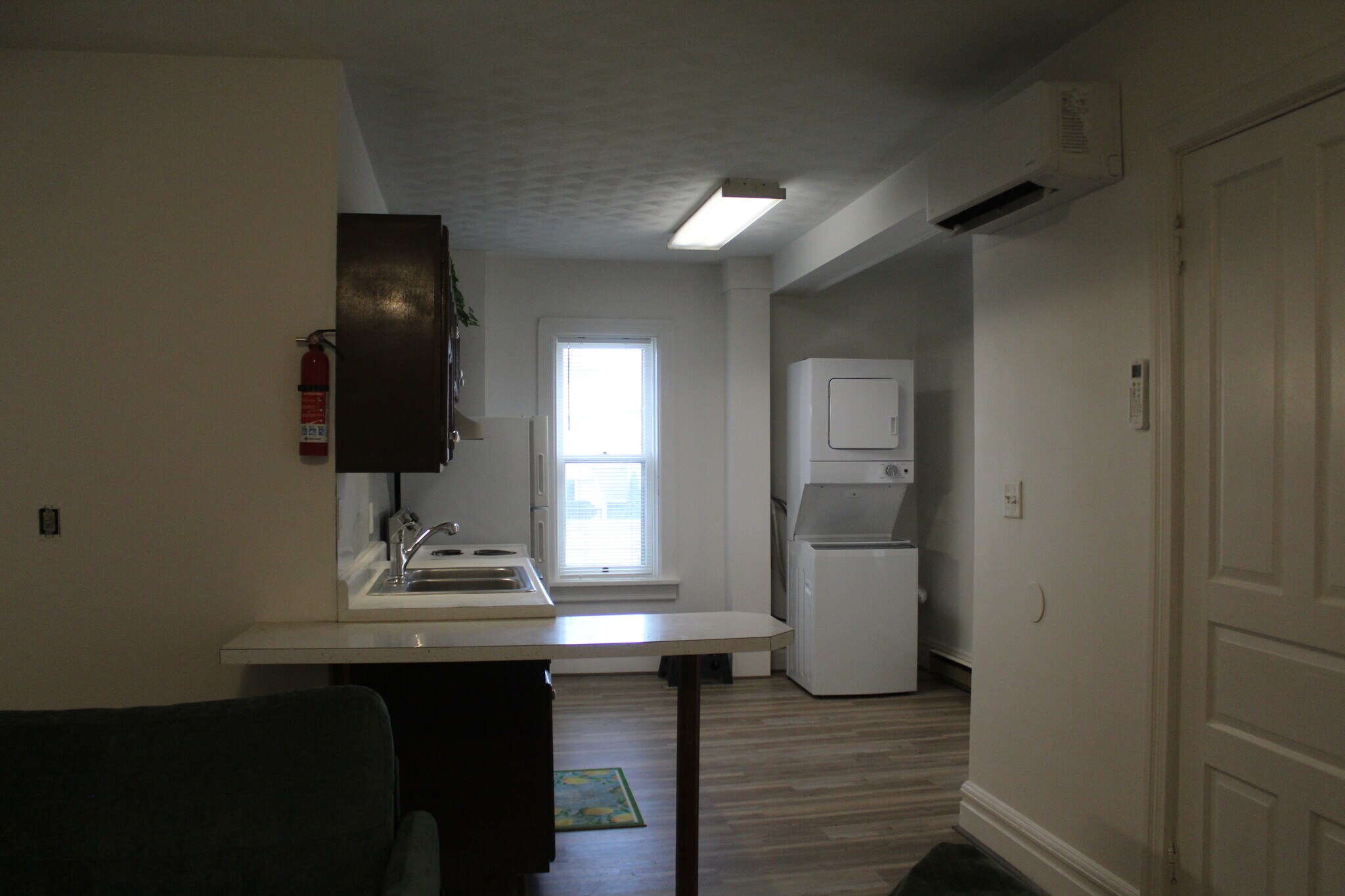 Kitchen - 121 E Pomfret St