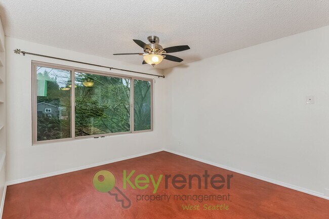 Building Photo - Stylish 2-Bed Condo with Pool & Clubhouse Access