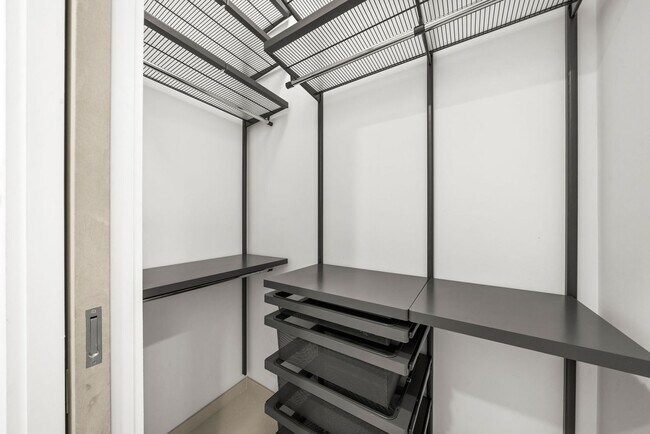 Building Photo - 123 Lexington Ave