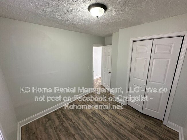 Building Photo - 2010 Bunker Ave