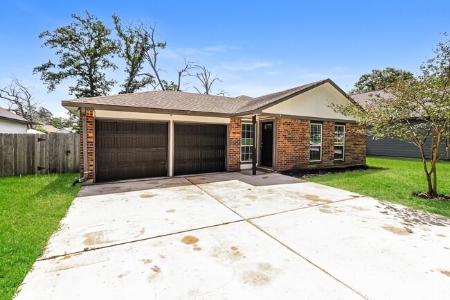 Building Photo - 28914 Champion Oaks Dr