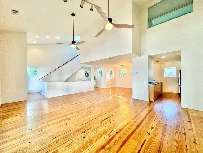 Building Photo - 4214 Swiss Ave