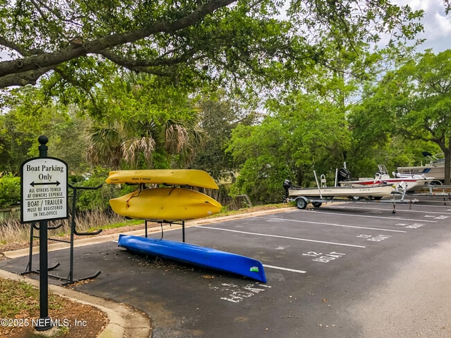 Building Photo - 1655 The Greens Way
