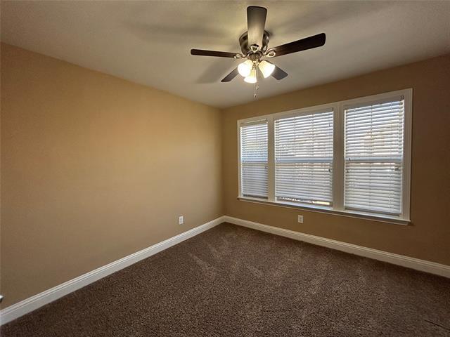 Building Photo - 5865 Fir Tree Ln