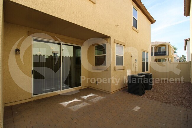 Building Photo - 3939 E Edna Dr