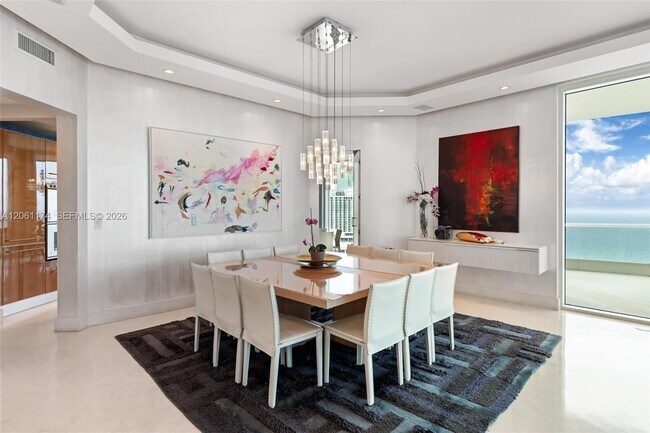 Building Photo - 16051 Collins Ave