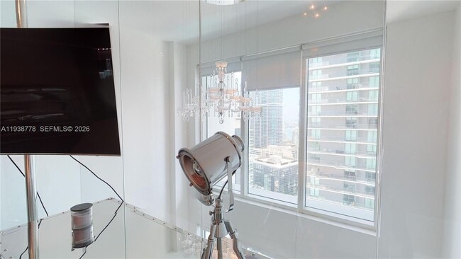 Building Photo - 60 SW 13th St