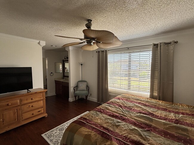Building Photo - 1760 Shoreside Cir