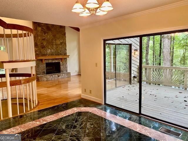 Building Photo - 625 Clear Lake Terrace