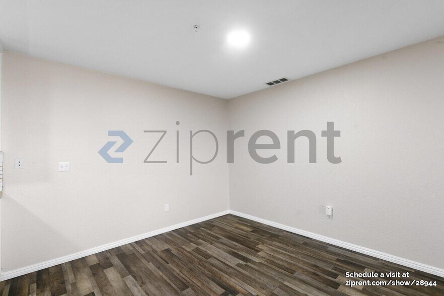 Building Photo - 8020 Walerga Rd
