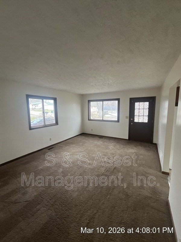 Building Photo - 511 Brynford Ave