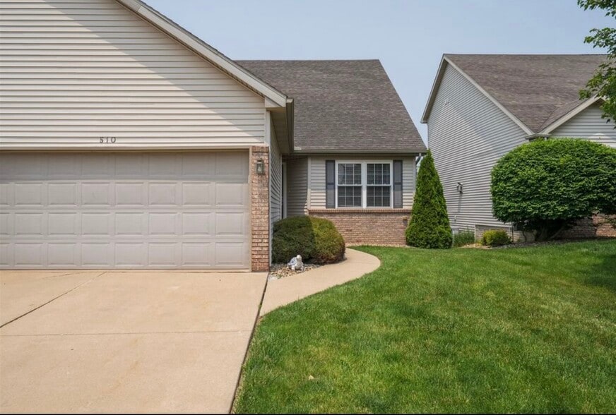 Entrance - 510 Beechwood Ct