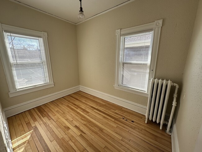 Building Photo - 2509 Aldrich Ave S