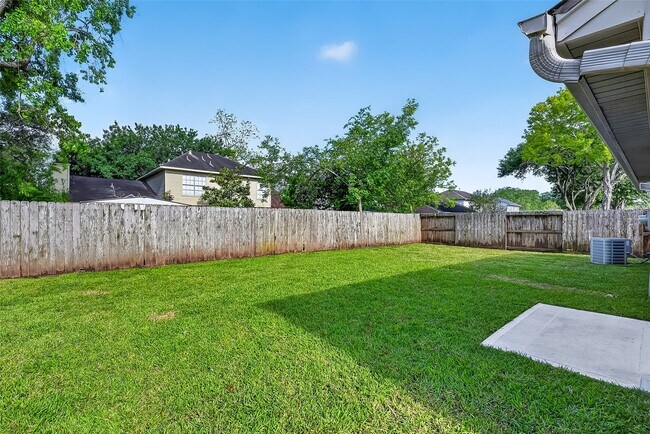 Building Photo - 3238 E Rangecrest Pl