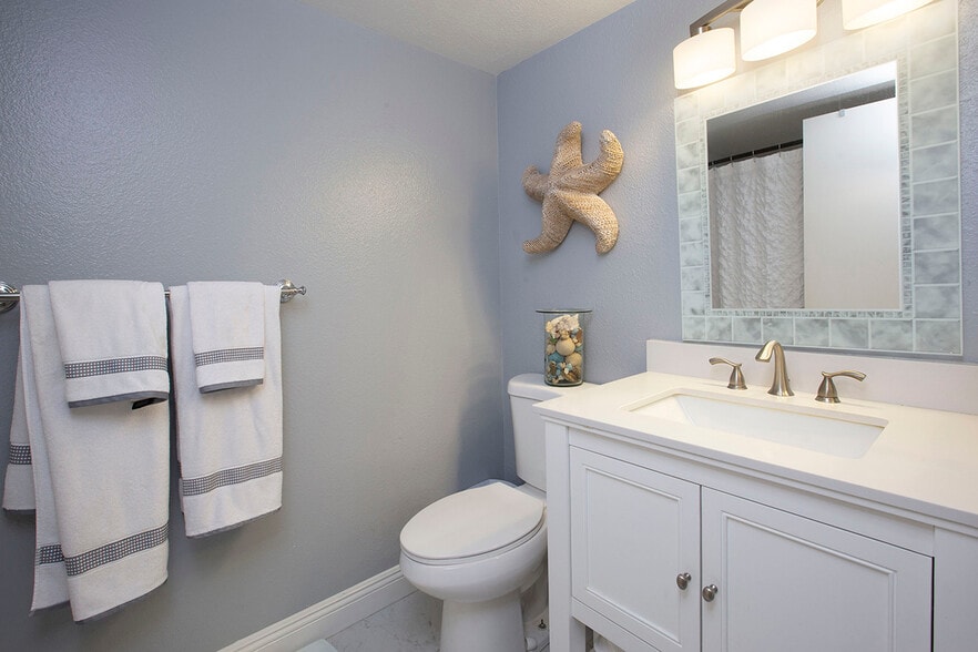 Building Photo - 12290 Corte Sabio