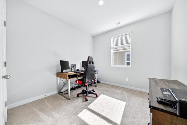 Building Photo - 2049 Holmesburg Private Cir