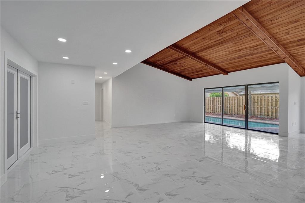 Building Photo - 8060 NW 45th St
